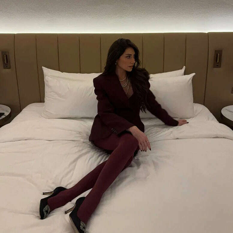 Elegant Wine Red Waist Up Wool Blend Long Jacket Women Chic Lapel Collar Single Breast Overcoat 2025 Autumn Lady High Streetwear