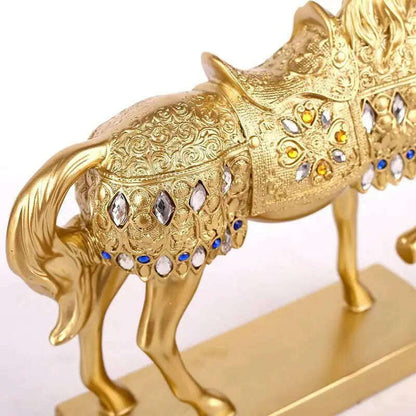 ERMAKOVA Retro War Horse Resin Golden Trotting Horse Statue Animal Sculpture Figurine Miniature Home Office Study Room Decor
