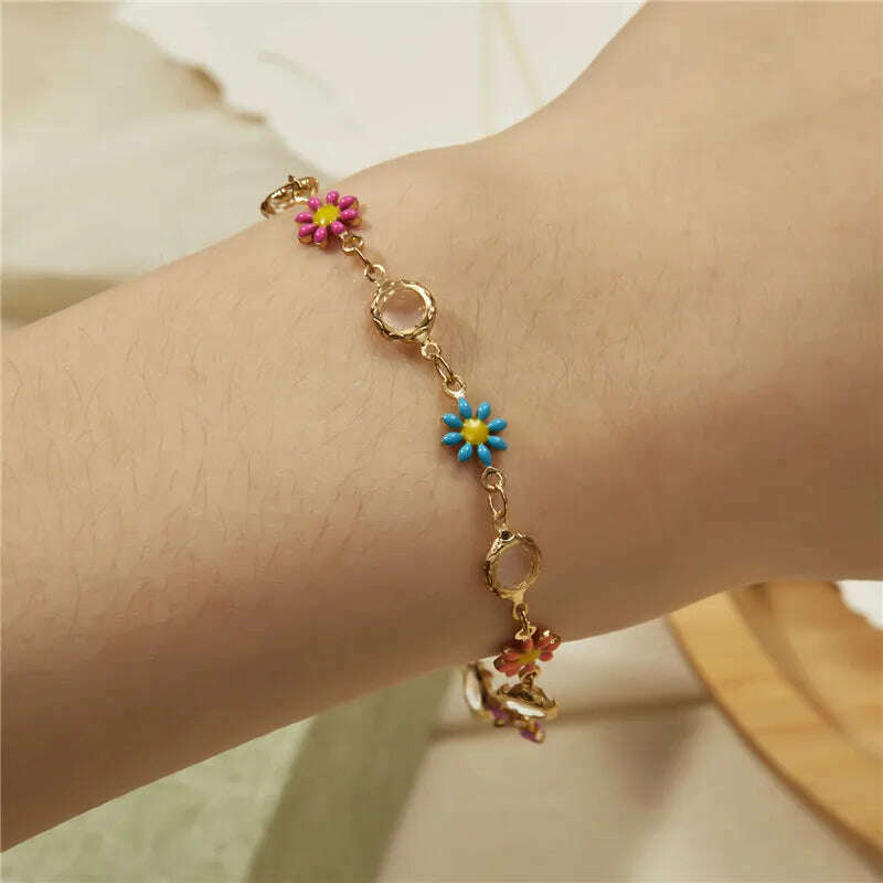Exquisite Boho Candy Color Heart Shaped Crystal Bracelet for Women Fashion Charm Zircon Butterfly Pearl Metal Chain Bracelets