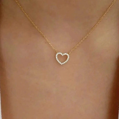 Fashion Tiny Heart Choker Necklace for Women Short Chain Shape Pendant Collares Necklace Ethnic Bohemian Jewelry Kolye Gift