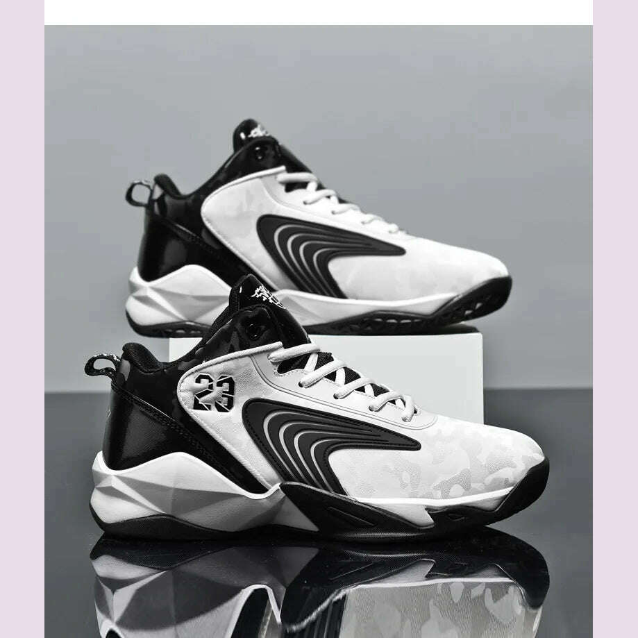 High quality casual sport shoe for men new 2025 size 36 44 45 comfortable outdoor running basketball Sneakers shoe black red