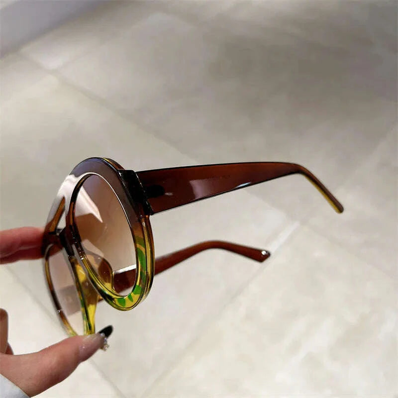 KAMMPT Oversized Round Goggle Men Fashion Double Bridge Gradient Candy Color Women Shades Eyewear Trendy New UV400 Sun Glasses