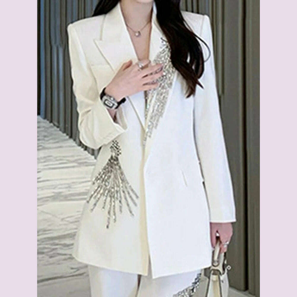 LANMREM Elegant Women's Blazer Coat New Fashion Notched Single Breasted Beading Flares Design Office Lady Clothing 2DC1366