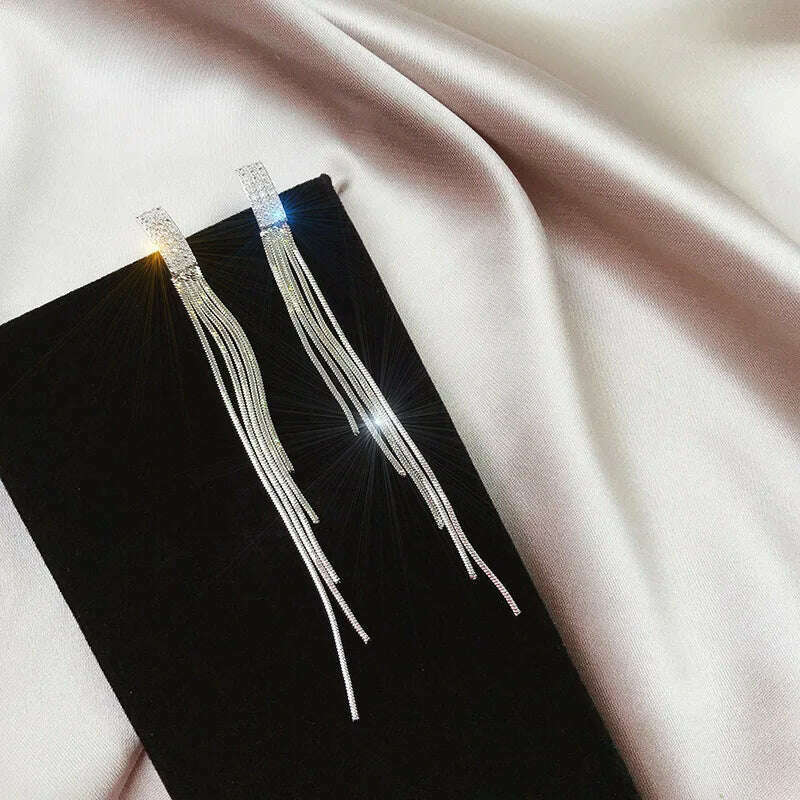 Long Tassel Earrings for Women Korean Crystal Leaf Drop Earring Girls Accessories Statement Gold Color Brincos Jewelry Gifts
