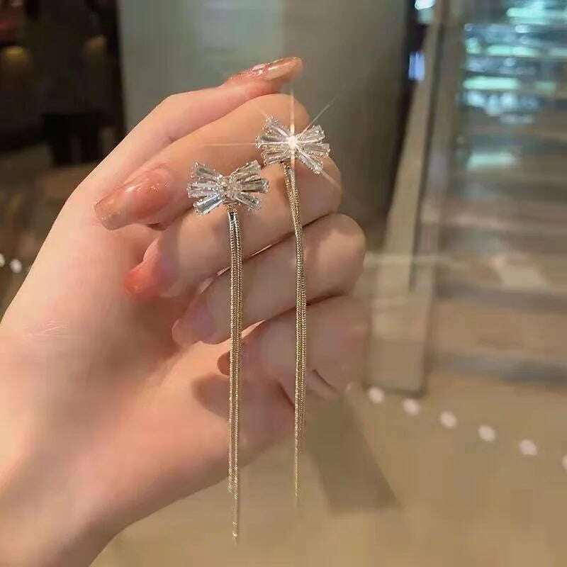 Long Tassel Earrings for Women Korean Crystal Leaf Drop Earring Girls Accessories Statement Gold Color Brincos Jewelry Gifts