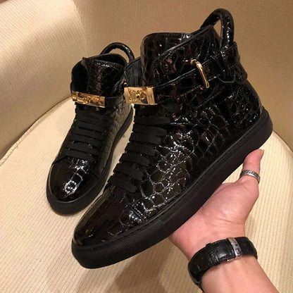 Men Embossed High Top Sneakers Lock Lace Red Metal Real Leather Designer Flat Men Platform Casual Shoes