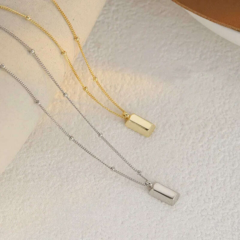 New Simple Small Golden Nugget Metal Texture Pendant Necklace for Women Fashionable Daily Accessory Party Jewelry Birthday Gifts
