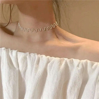 New Simple Small Golden Nugget Metal Texture Pendant Necklace for Women Fashionable Daily Accessory Party Jewelry Birthday Gifts