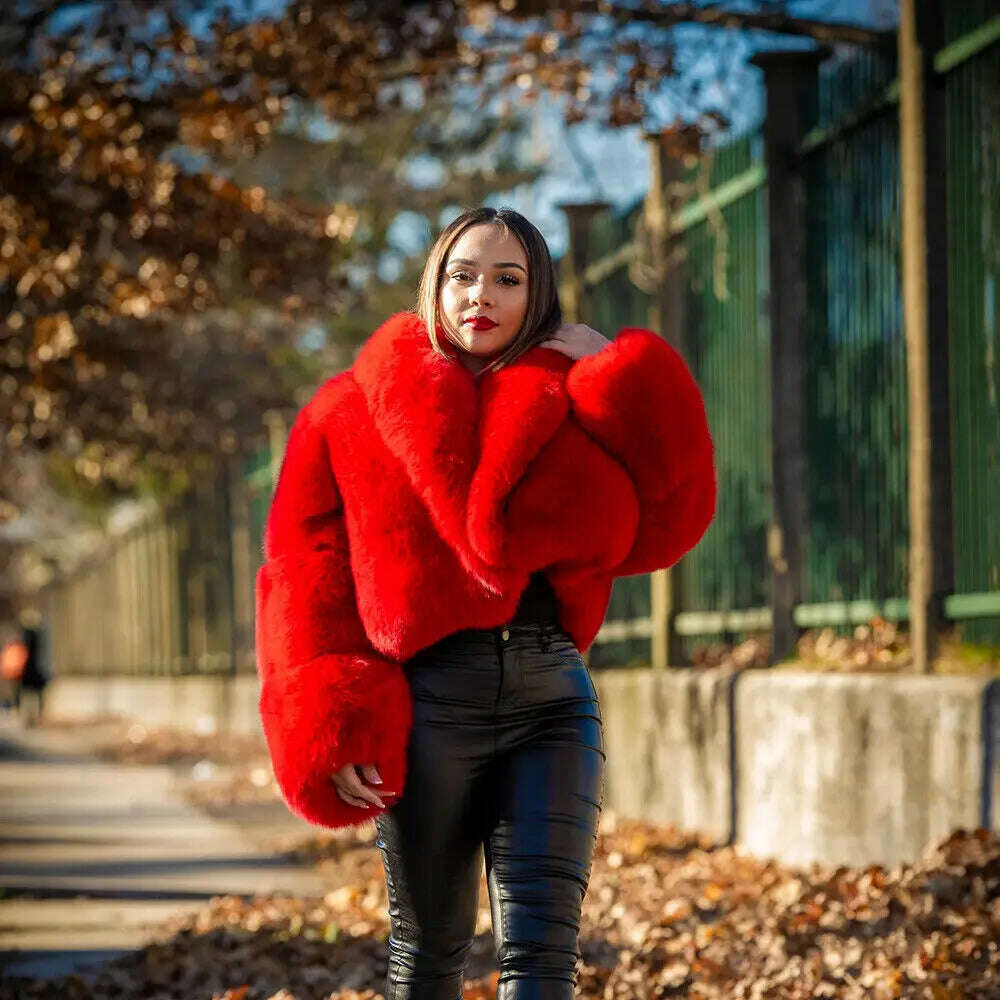 New Winter Real Fox Fur Short Coat Women Fashion Solid Full Pelt Warm Jacket Female Natural Fox Fur Shawl Collar Thick Overcoats