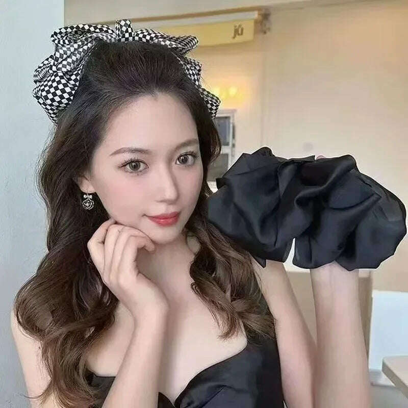 Retro Vintage Big Bow Hair Claw Clips Barrette Hairpin for Women Girls for Holiday Gift Hair Accessories Headwear Ornament Bow