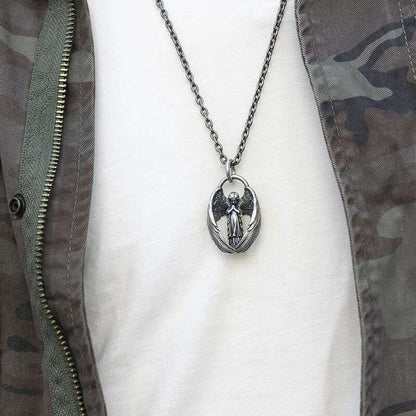 Stainless Steel Creative Personality Prayer Angel Pendant Necklace Men and Women Fashion Trend Hip Hop Punk Accessories Jewelry