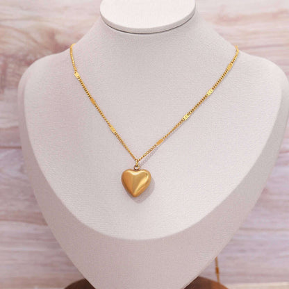 Stainless Steel Necklaces Vintage Elegant Heart Pendant Collar Chain Fashion Exquisite Necklace For Women Jewelry Banquet Gifts
