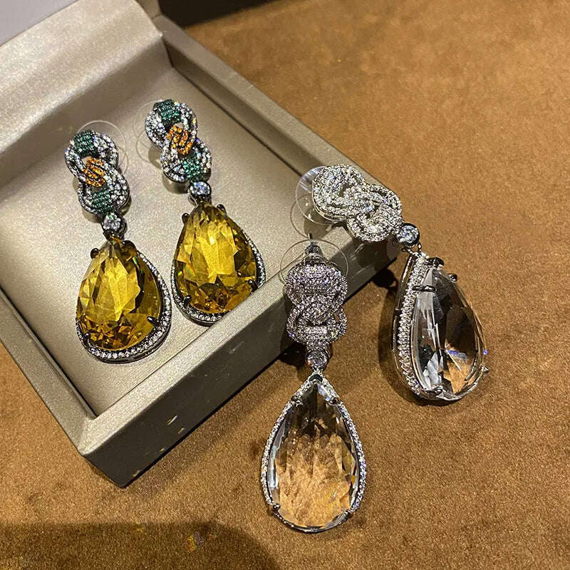 Transparent Crystal Large Water Droplet Pendant Earrings Exquisite Elegant Luxurious Women Jewelry Sparkling Statement Pieces