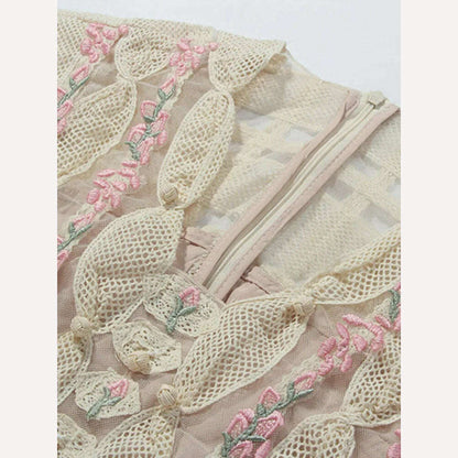 UCXQ High Quality Beautiful V-neck Sleeveless Sweet Floral Embroidery Luxury Women's Dress For Female 2024 Spring Aummer 23A6715
