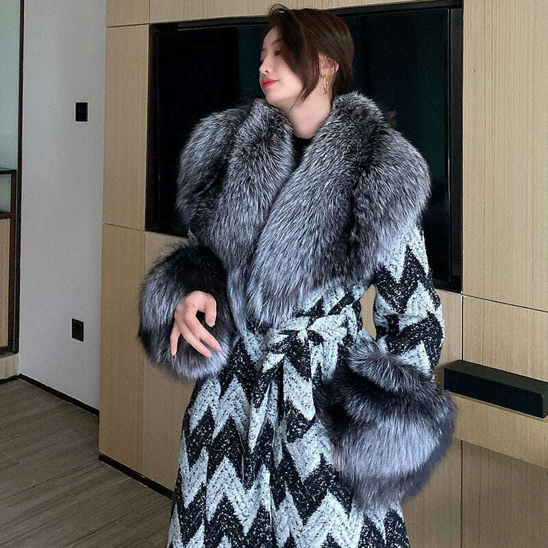 Winter super fluffy warm real fox fur collar down jacket cotton coat leather collar sleeve  real fur universal scarf