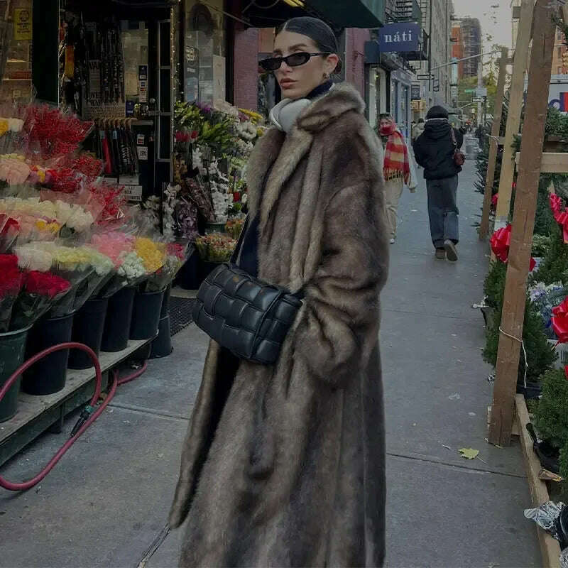 Women Brown Winter Faux Fur Oversized Coat Fashion Loosen Lapel Fluffy Thicken Warm Overcoat 2024 Female High Street Outerwear
