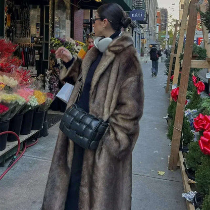 Women Brown Winter Faux Fur Oversized Coat Fashion Loosen Lapel Fluffy Thicken Warm Overcoat 2024 Female High Street Outerwear