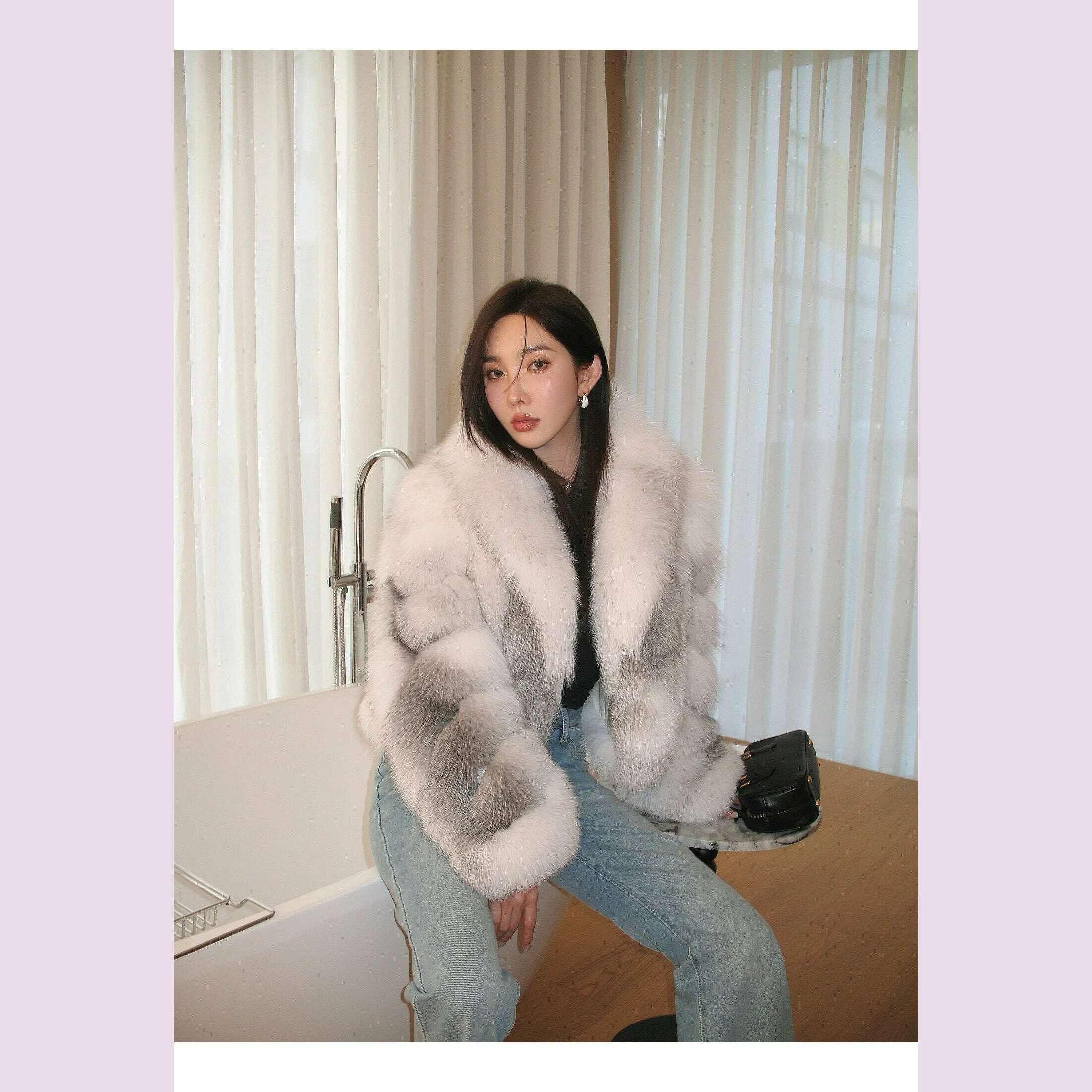 Women's Fur Real Fox Fur Coat Long Sleeve Luxury Natural Fox Cloth Turn Down Collar